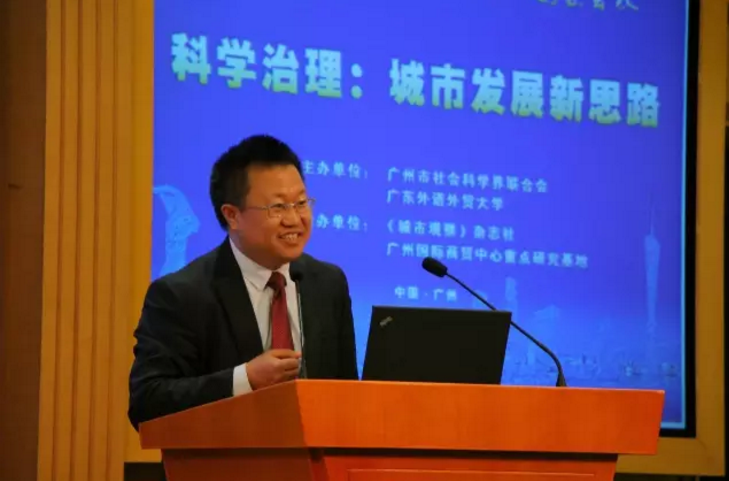 中国人民大学公共政策研究院执行副院长毛寿龙教授